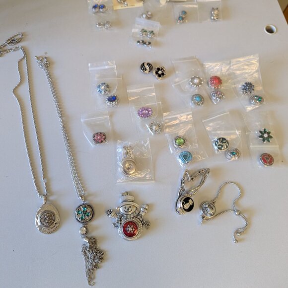 Snap in Jewelry and Dots lot - Picture 2 of 15